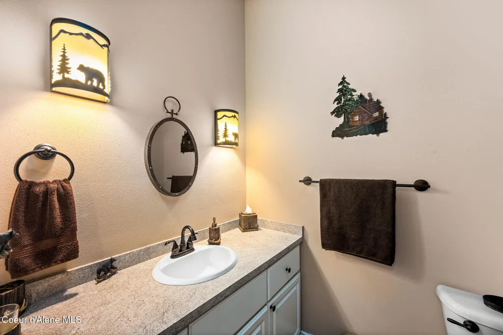 807 S Riverside Harbor Drive Post Falls ID 83854