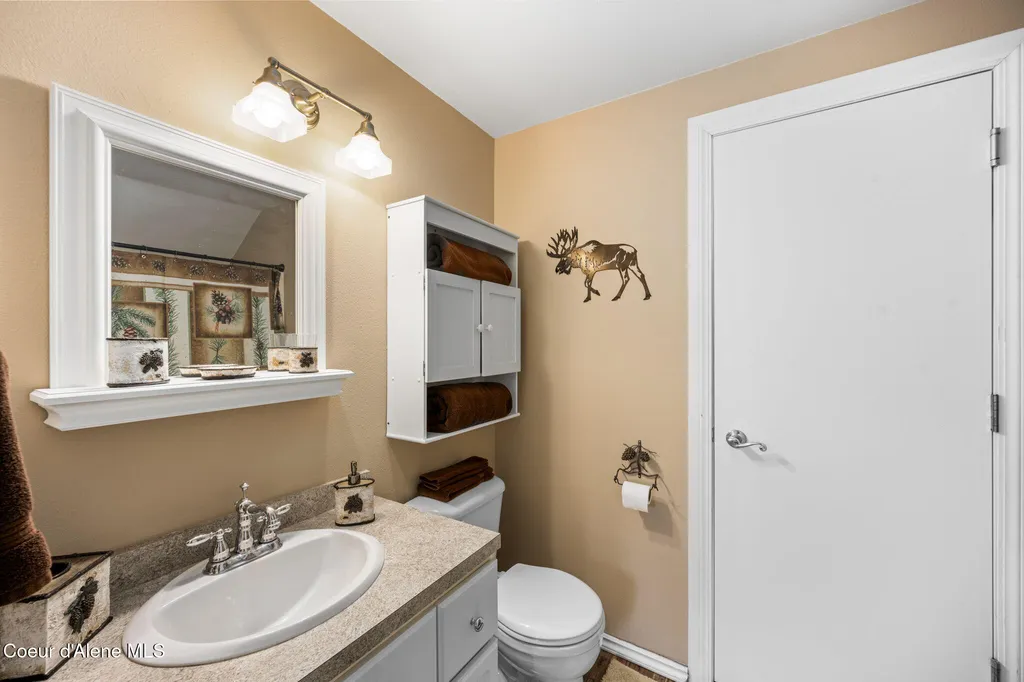 807 S Riverside Harbor Drive Post Falls ID 83854
