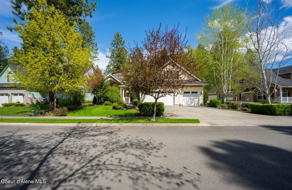 807 S Riverside Harbor Drive Post Falls ID 83854