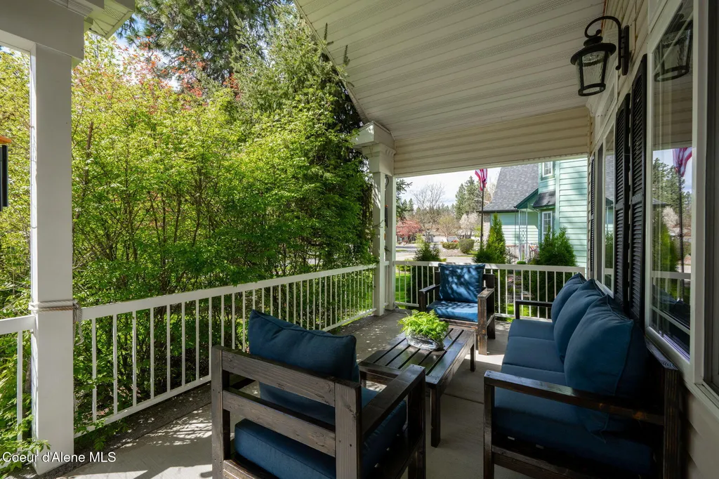 807 S Riverside Harbor Drive Post Falls ID 83854