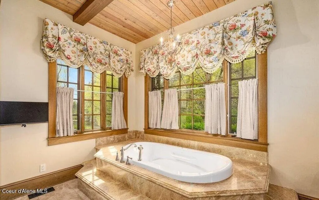 7566 E Gem Shores Road Hayden ID 83835