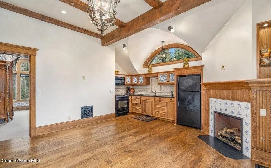7566 E Gem Shores Road Hayden ID 83835