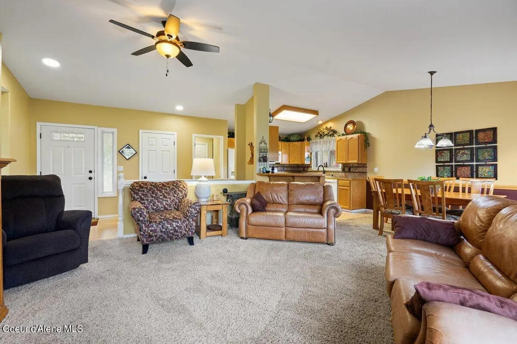 757 W Lacey Avenue Hayden ID 83835
