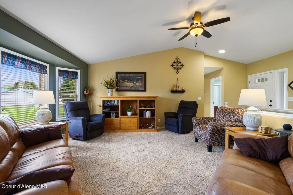 757 W Lacey Avenue Hayden ID 83835