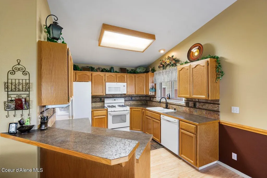 757 W Lacey Avenue Hayden ID 83835