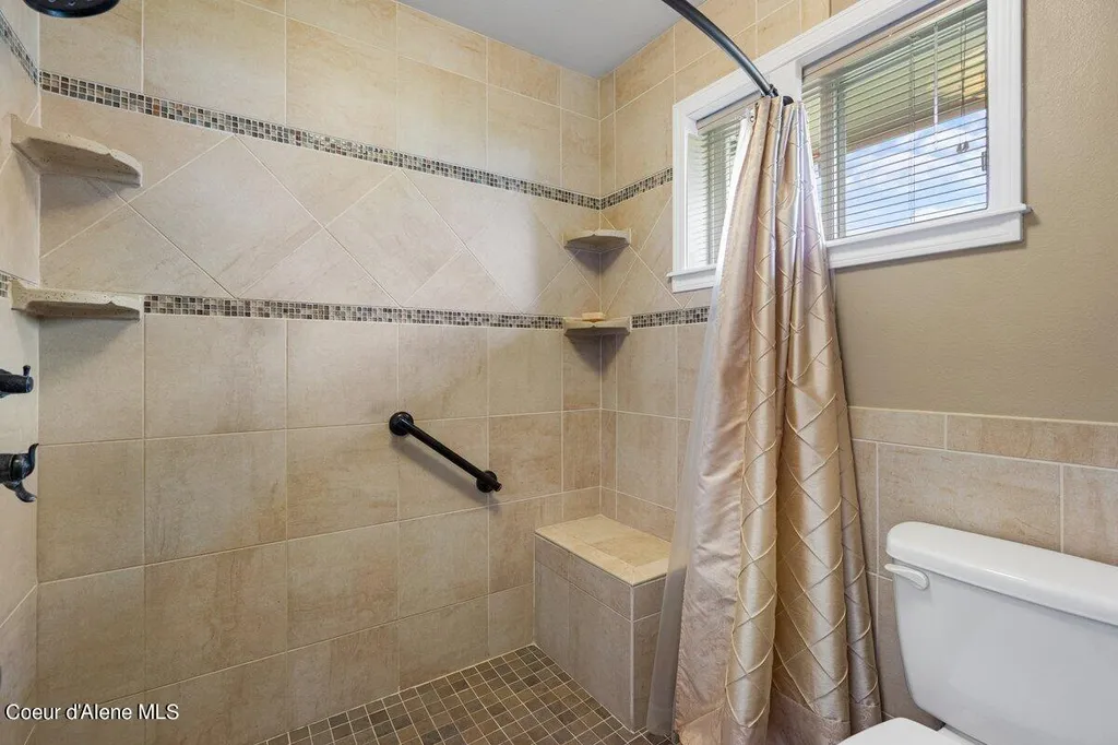 757 W Lacey Avenue Hayden ID 83835