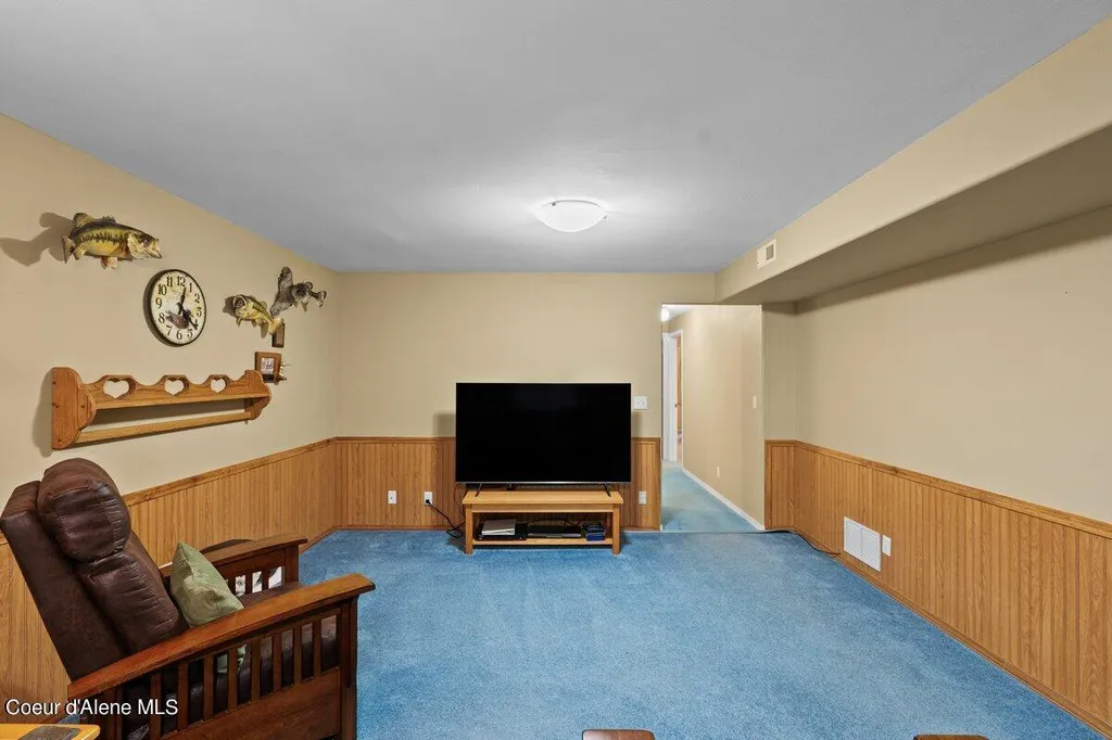 757 W Lacey Avenue Hayden ID 83835