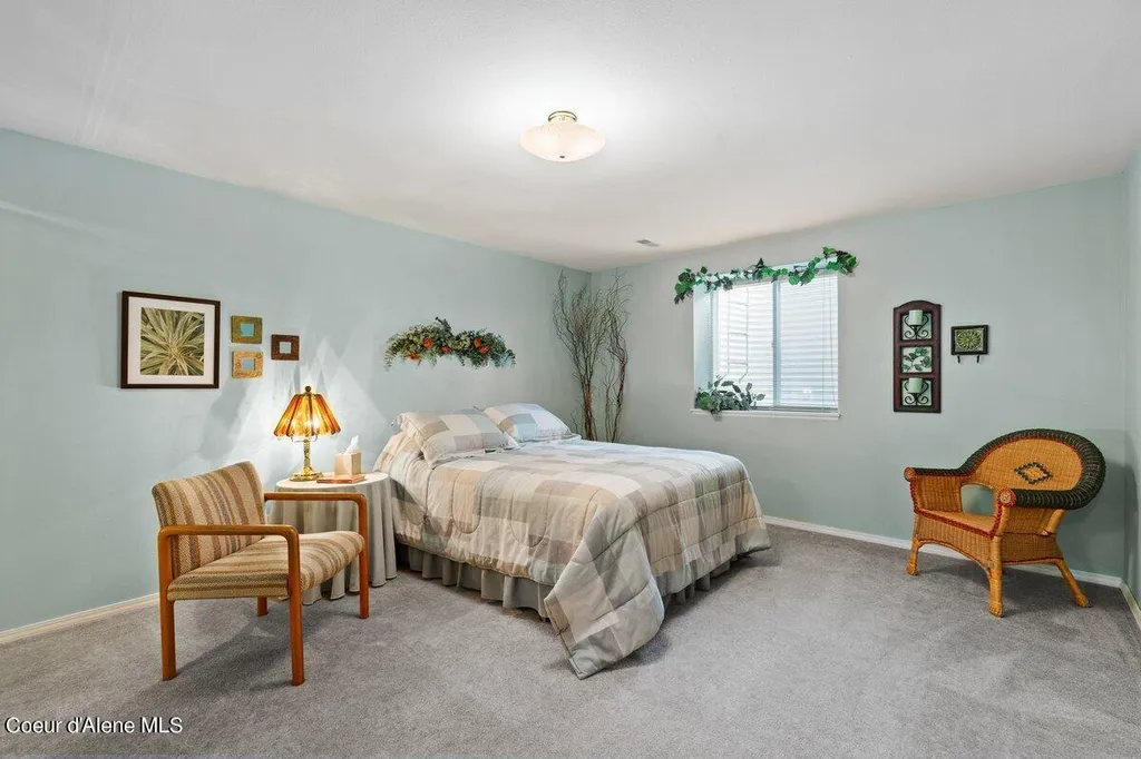 757 W Lacey Avenue Hayden ID 83835