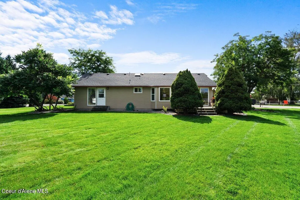 757 W Lacey Avenue Hayden ID 83835