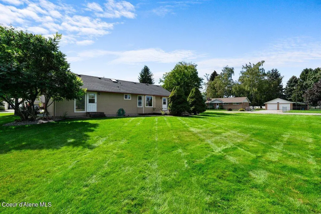 757 W Lacey Avenue Hayden ID 83835