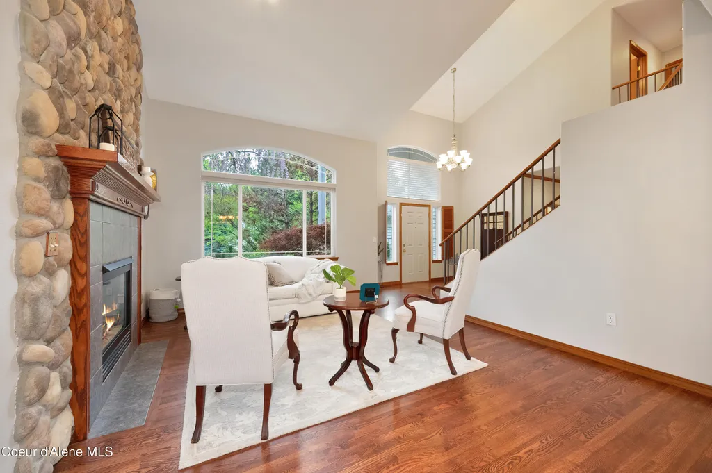 8533 N Tartan Drive Hayden ID 83835