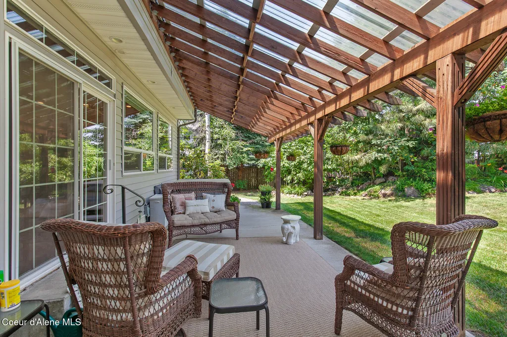 8533 N Tartan Drive Hayden ID 83835