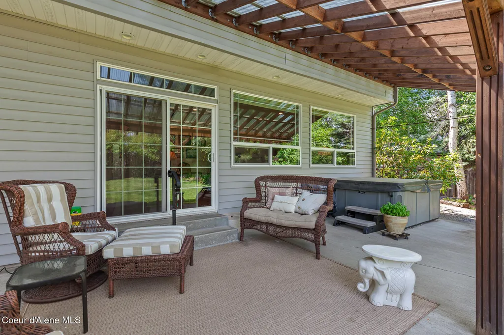 8533 N Tartan Drive Hayden ID 83835