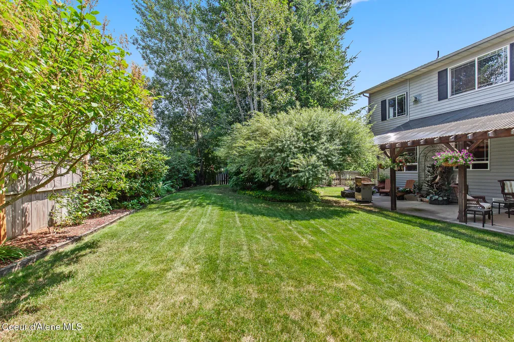 8533 N Tartan Drive Hayden ID 83835