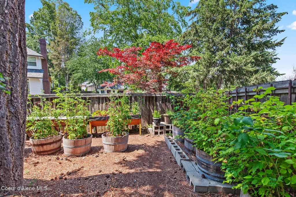 8533 N Tartan Drive Hayden ID 83835