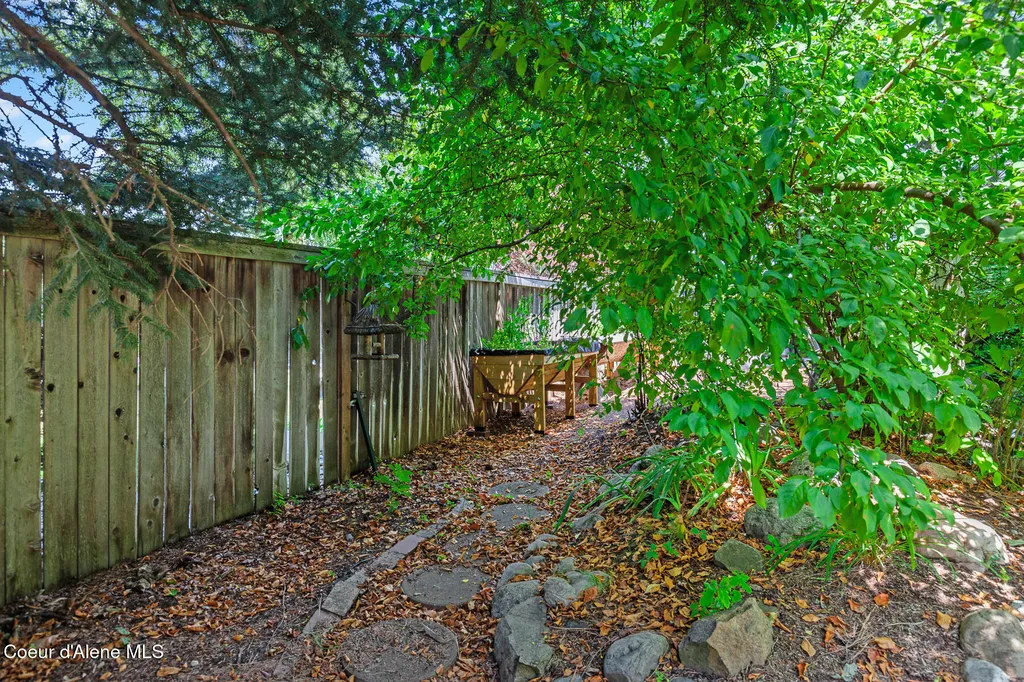 8533 N Tartan Drive Hayden ID 83835
