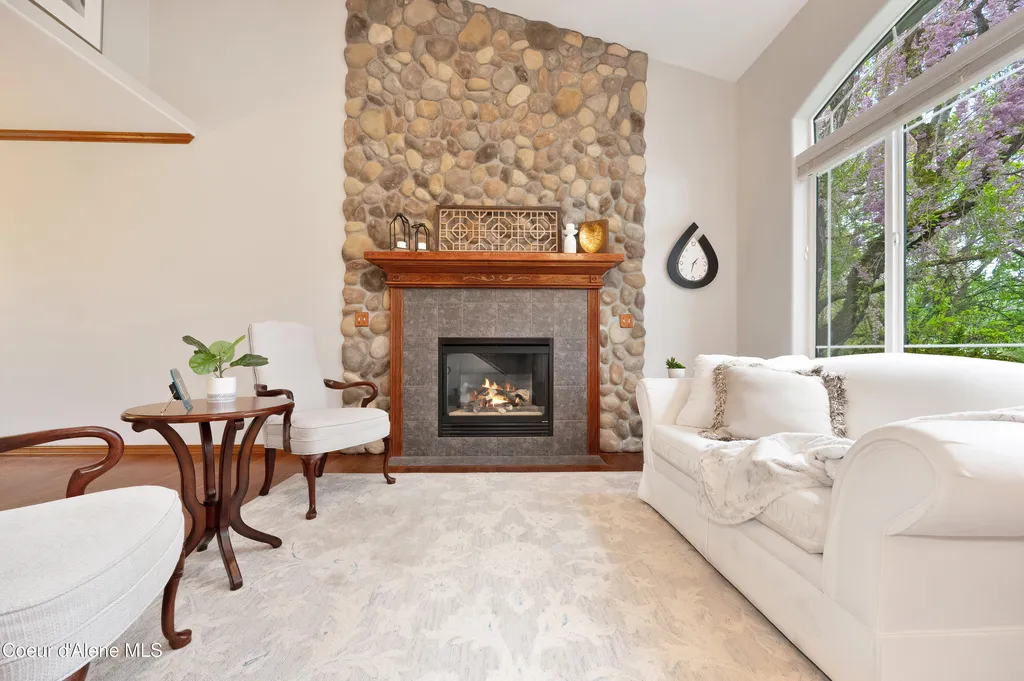 8533 N Tartan Drive Hayden ID 83835