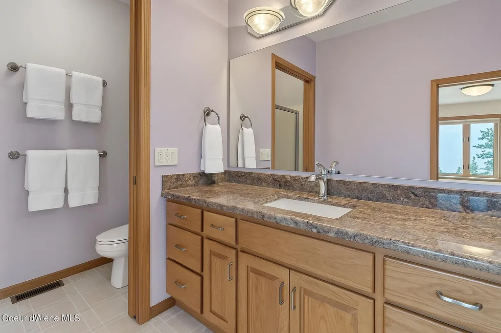118 Alpine Lane Hope ID 83836