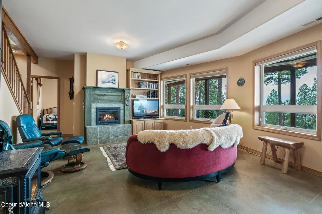 118 Alpine Lane Hope ID 83836