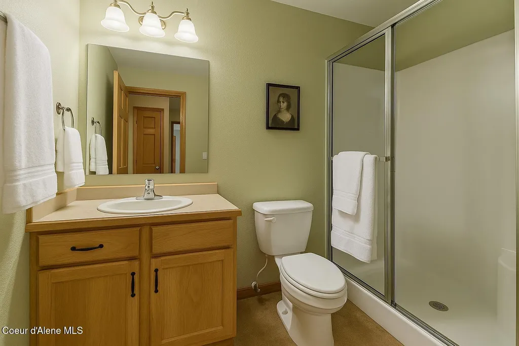 118 Alpine Lane Hope ID 83836