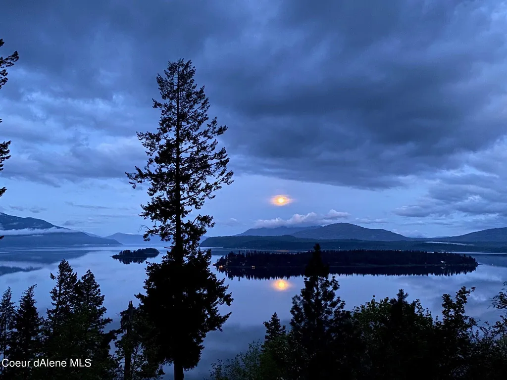 118 Alpine Lane Hope ID 83836