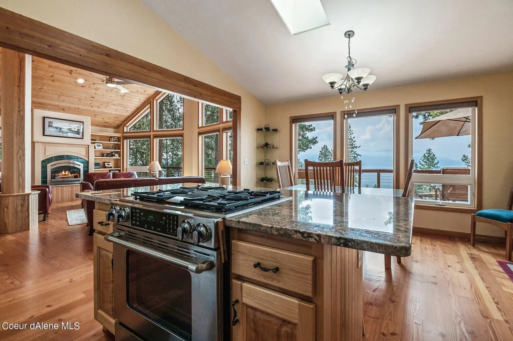 118 Alpine Lane Hope ID 83836