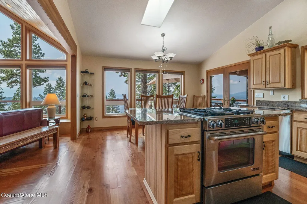 118 Alpine Lane Hope ID 83836
