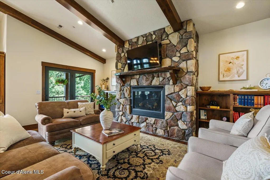 3801 S Carpenter Loop Post Falls ID 83854