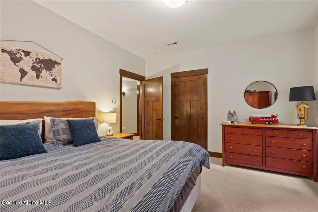 3801 S Carpenter Loop Post Falls ID 83854