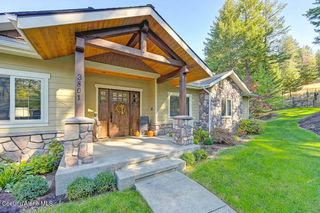 3801 S Carpenter Loop Post Falls ID 83854