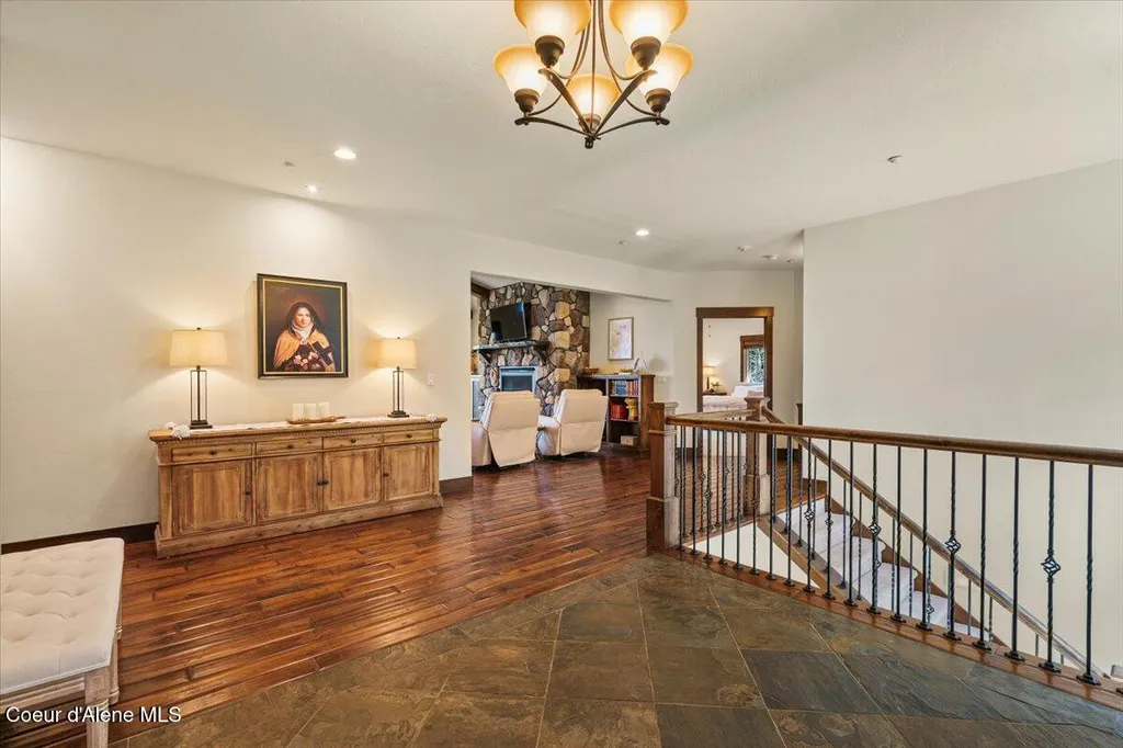 3801 S Carpenter Loop Post Falls ID 83854
