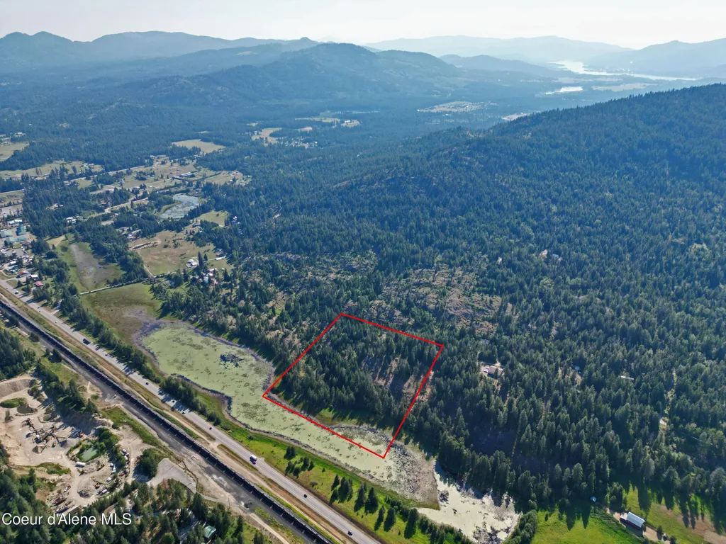 10AC Thistle Creek Lane Sagle ID 83860