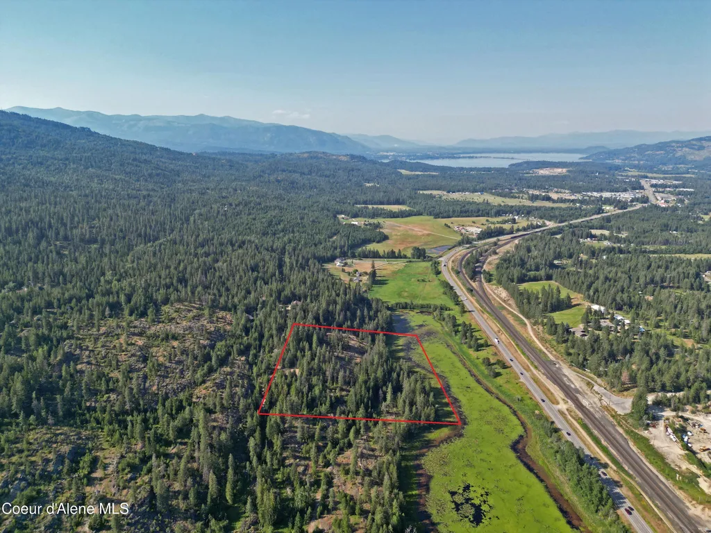 10AC Thistle Creek Lane Sagle ID 83860