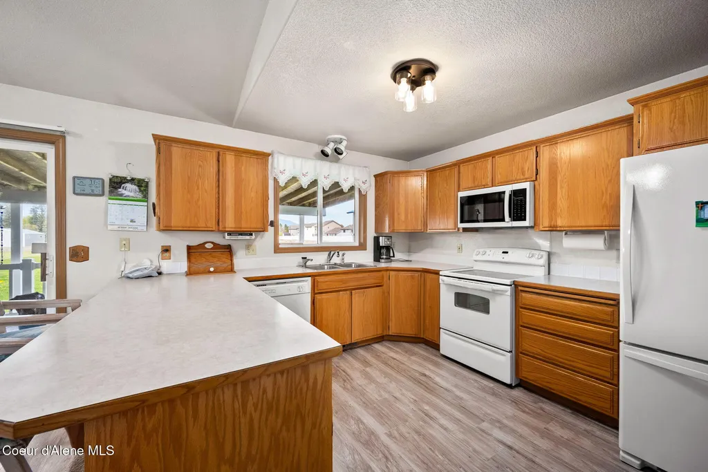 12719 W Prairie Avenue Post Falls ID 83854