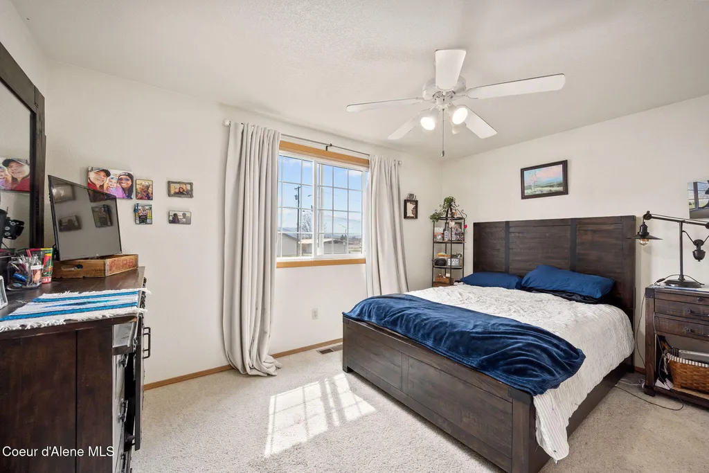 12719 W Prairie Avenue Post Falls ID 83854