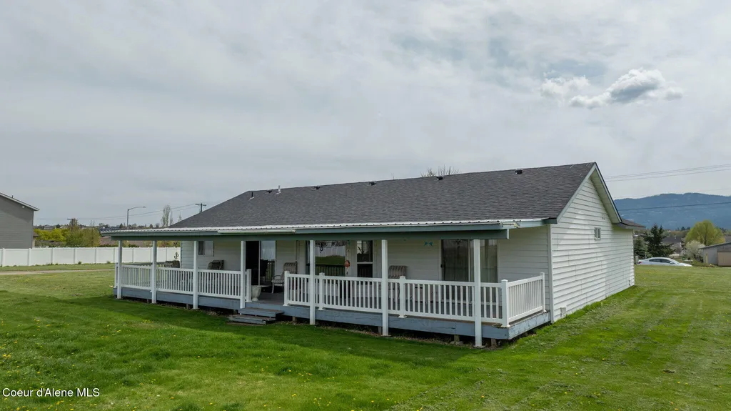 12719 W Prairie Avenue Post Falls ID 83854
