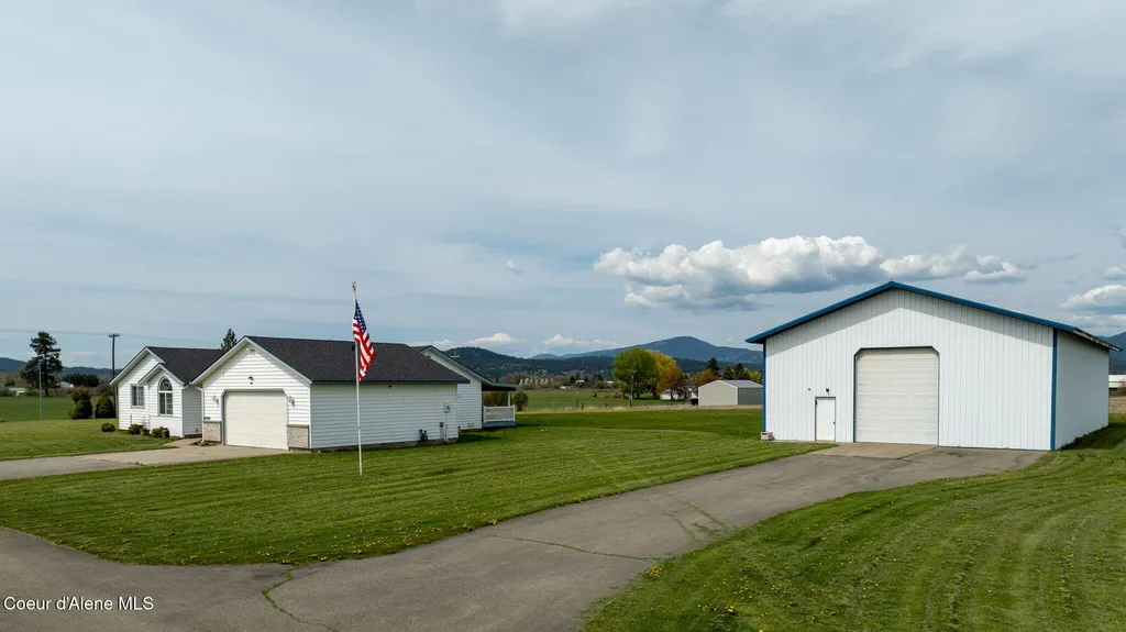 12719 W Prairie Avenue Post Falls ID 83854