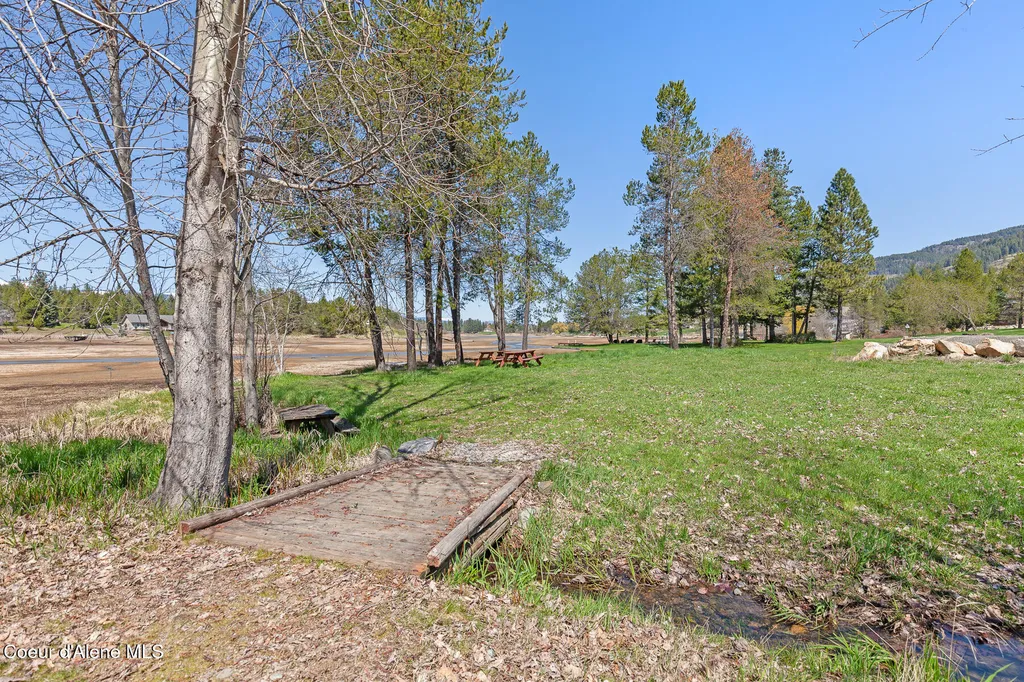 863 Comeback Bay Lane Sagle ID 83860
