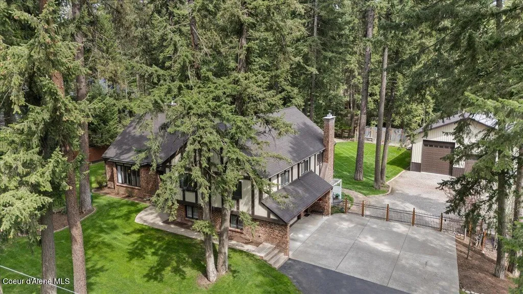 11496 N Eastshore Drive Hayden ID 83835