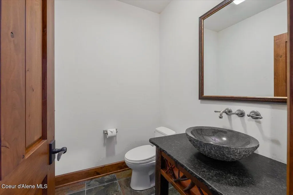 1517 Otts Basin Road Sagle ID 83860