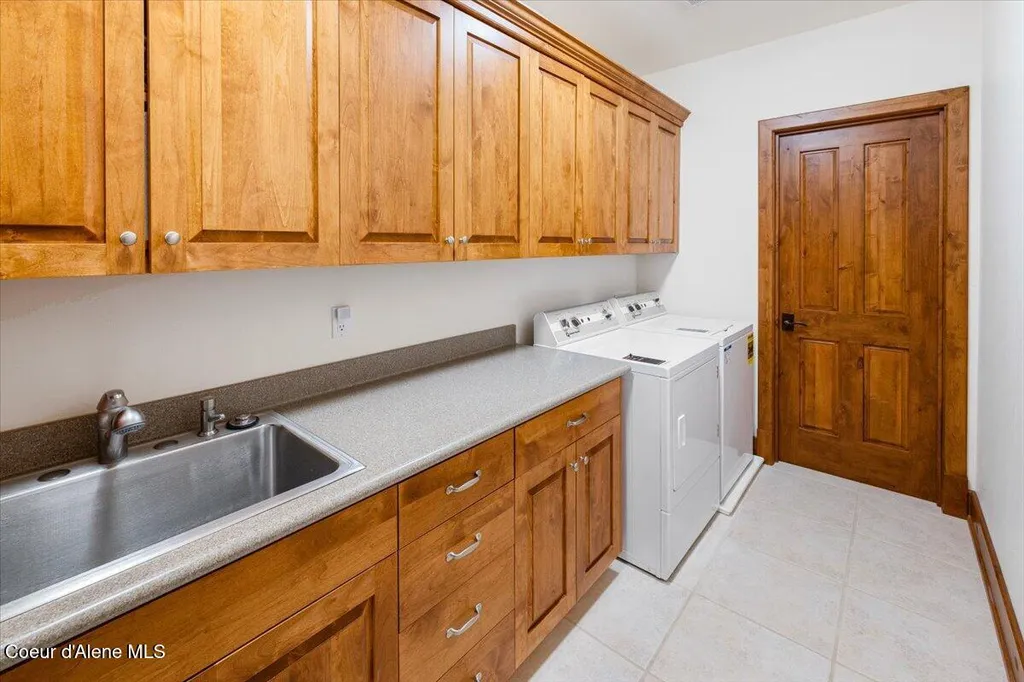 1517 Otts Basin Road Sagle ID 83860