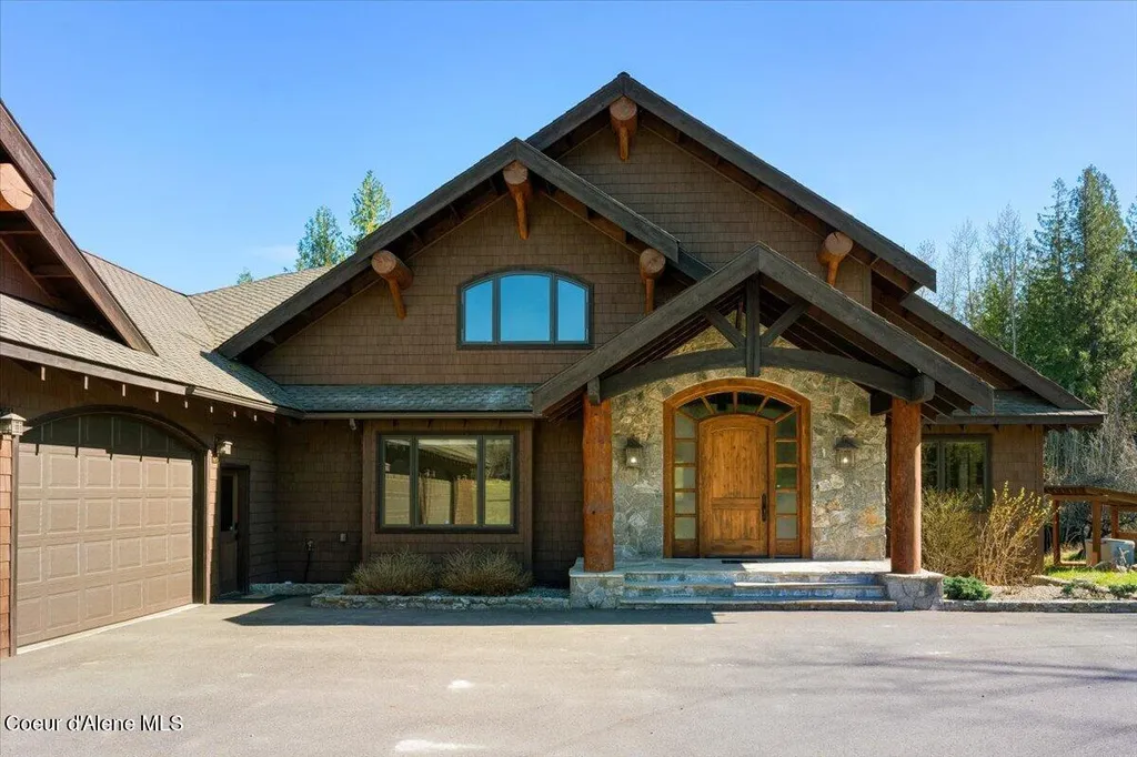 1517 Otts Basin Road Sagle ID 83860