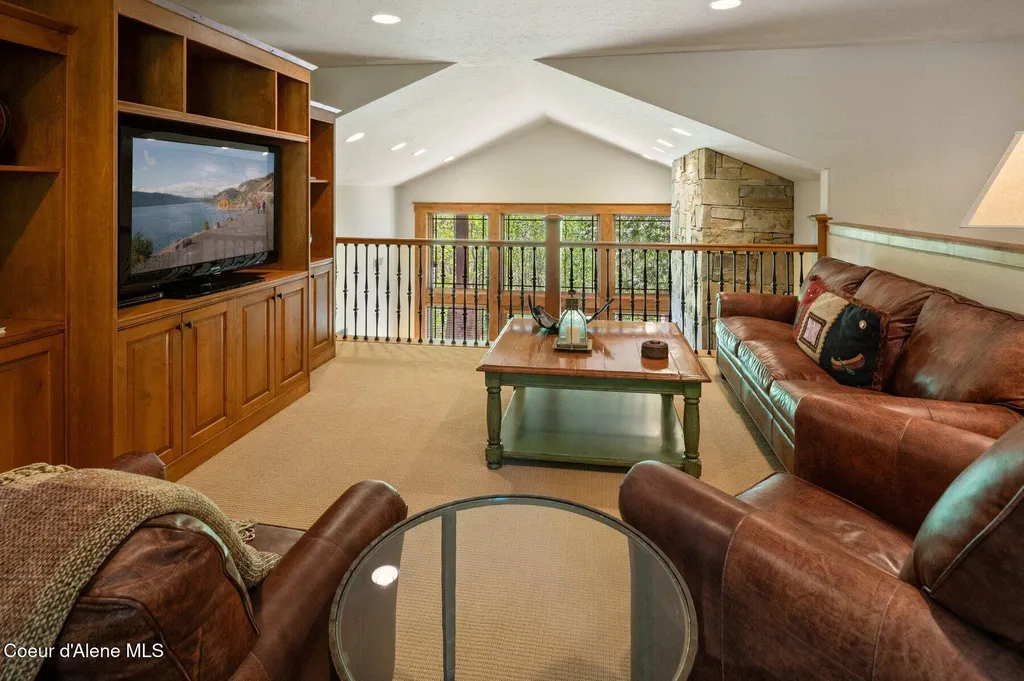 398 N Idaho Club Drive Sandpoint ID 83864