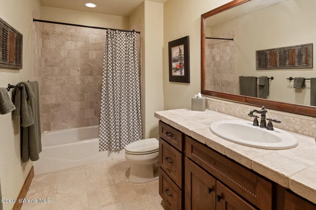 398 N Idaho Club Drive Sandpoint ID 83864