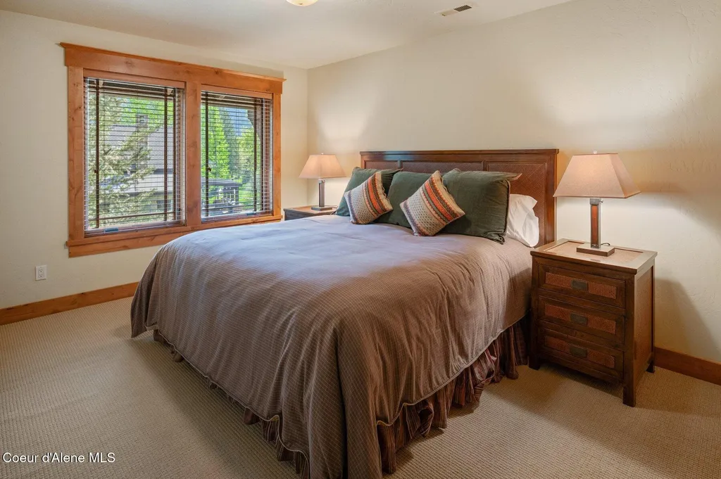 398 N Idaho Club Drive Sandpoint ID 83864