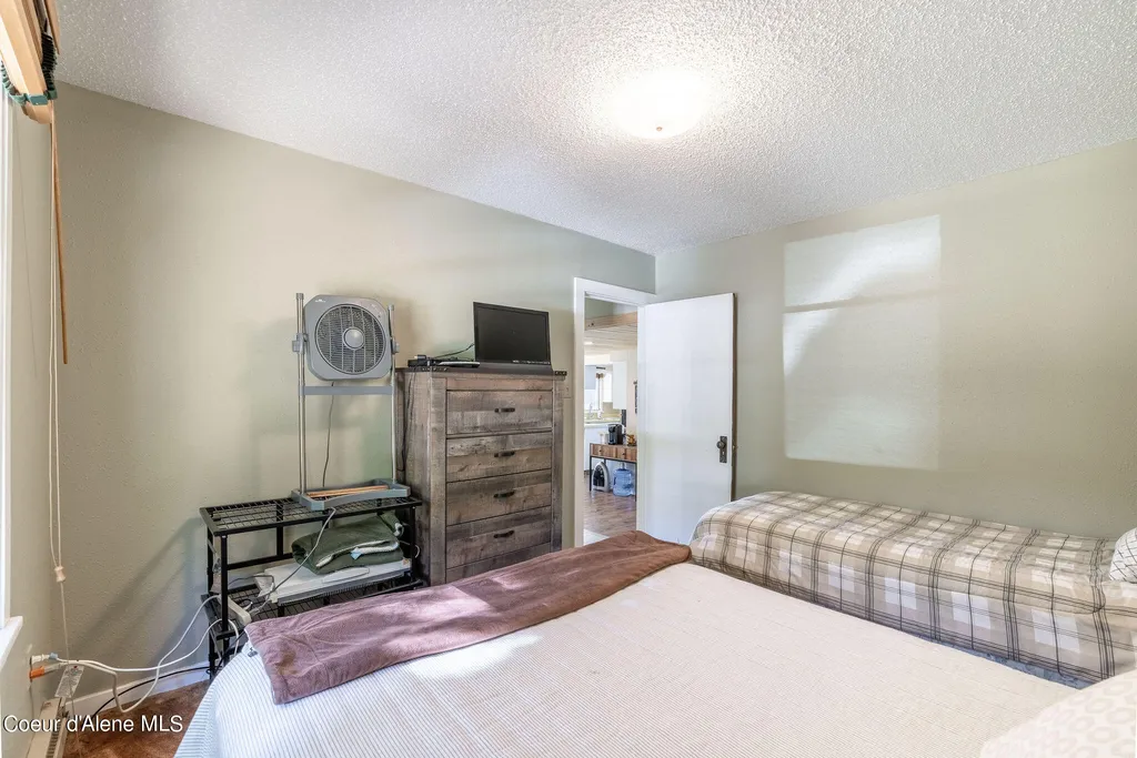 38423 S Highway 97 Harrison ID 83833