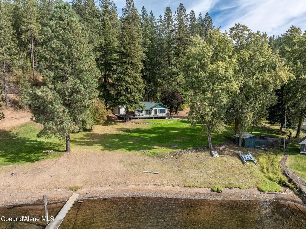 38423 S Highway 97 Harrison ID 83833