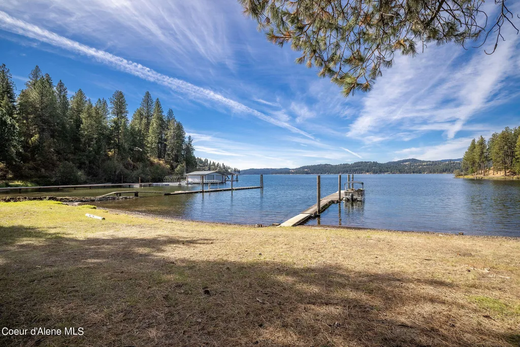 38423 S Highway 97 Harrison ID 83833