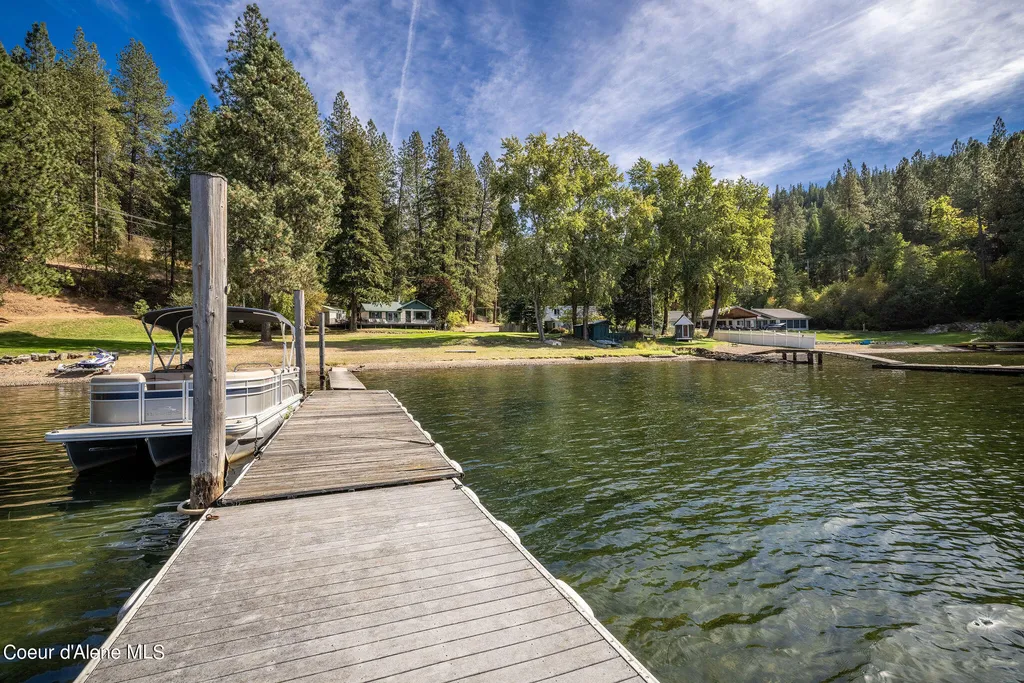 38423 S Highway 97 Harrison ID 83833