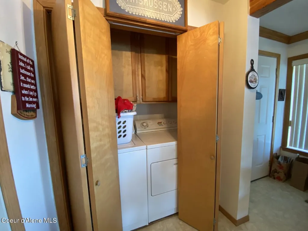 250 E Bottle Bay Road Sagle ID 83860